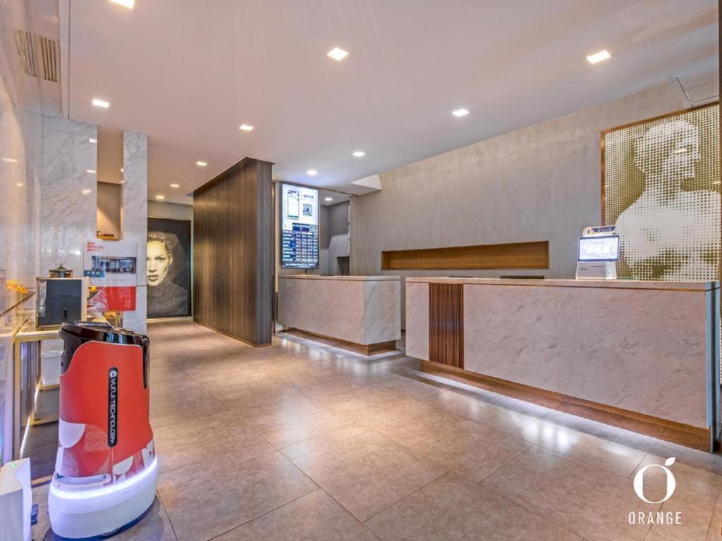 Orange Hotel Beijing Wangfujing Pedestrian Street מראה חיצוני תמונה